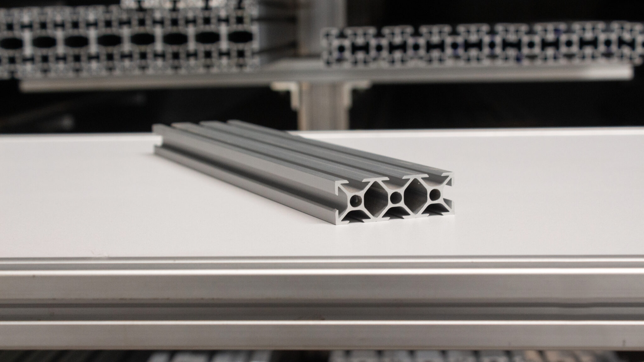 Perfil vslot vs. tslot diferenças e aplicações de cada um